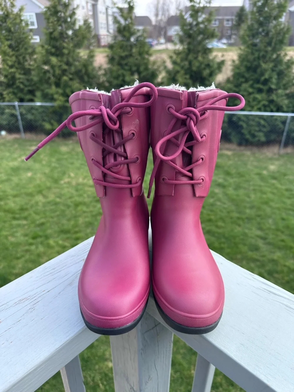 BOGS | Cranberry Amanda Plush II Waterproof Lace-up Rain Boots | Size 6